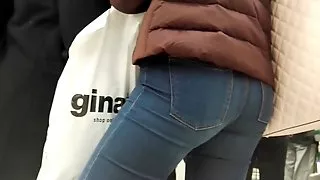 Teen jeans ass hidden cam
