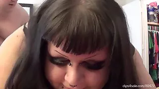 BBW Fat goth slut gets fingered