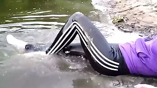 Adidas leggings wet &mud
