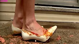 Penny hotdog in shoe crush