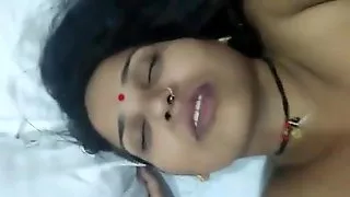 Indian couple chudai in hotel hindi audio