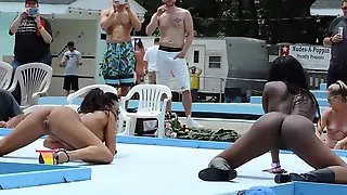 Twerking contest Nudes a Poppin 2017
