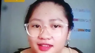 Indonesian surabaya girl di bigo showing monstar boob
