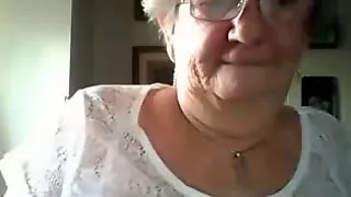 Grandma showing big tits on webcam